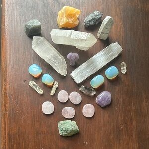 Large bundle of crystals